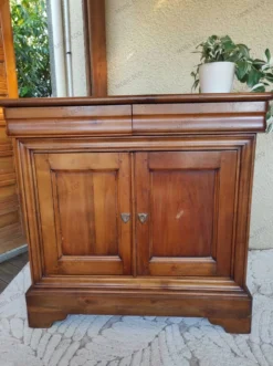 Buffet en bois massif