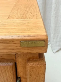 Buffet en chêne blond, Jos De Mey, Van den Berghe-Pauvers, Gand, Belgique, années 70