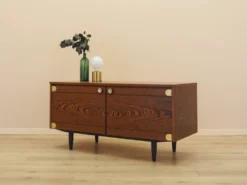 Buffet en chêne, design danois, années 1970, fabriquée au Danemark