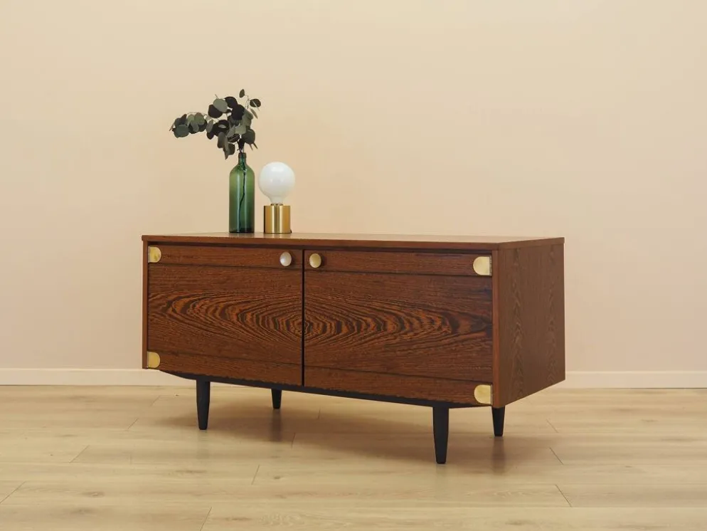 Buffet en chêne, design danois, années 1970, fabriquée au Danemark