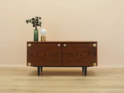Buffet en chêne, design danois, années 1970, fabriquée au Danemark