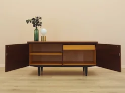 Buffet en chêne, design danois, années 1970, fabriquée au Danemark