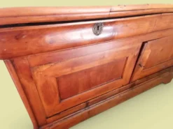 Buffet enfilade bahut en bois massif - Style louis Phillipe.