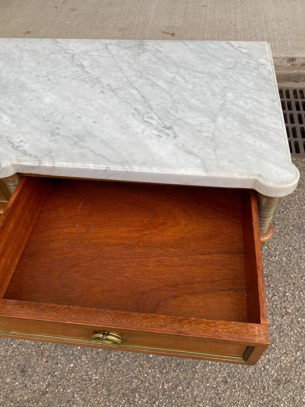 Buffet enfilade Louis XVI en acajou massif plateau marbre blanc 222cm 1950