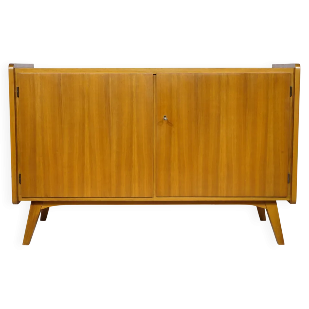 Buffet en noyer des années 1960, style milieu de siècle