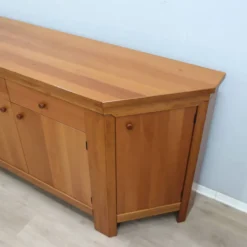 Buffet en noyer massif maxxello vintage des années 1970 Scarpa, Michelucci st.