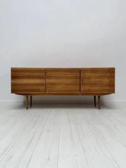 Buffet en noyer vintage allemand des années 1960.