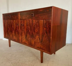 Buffet en palissandre danois vintage rétro des années 1960 par Brouers.