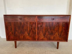 Buffet en palissandre danois vintage rétro des années 1960 par Brouers.