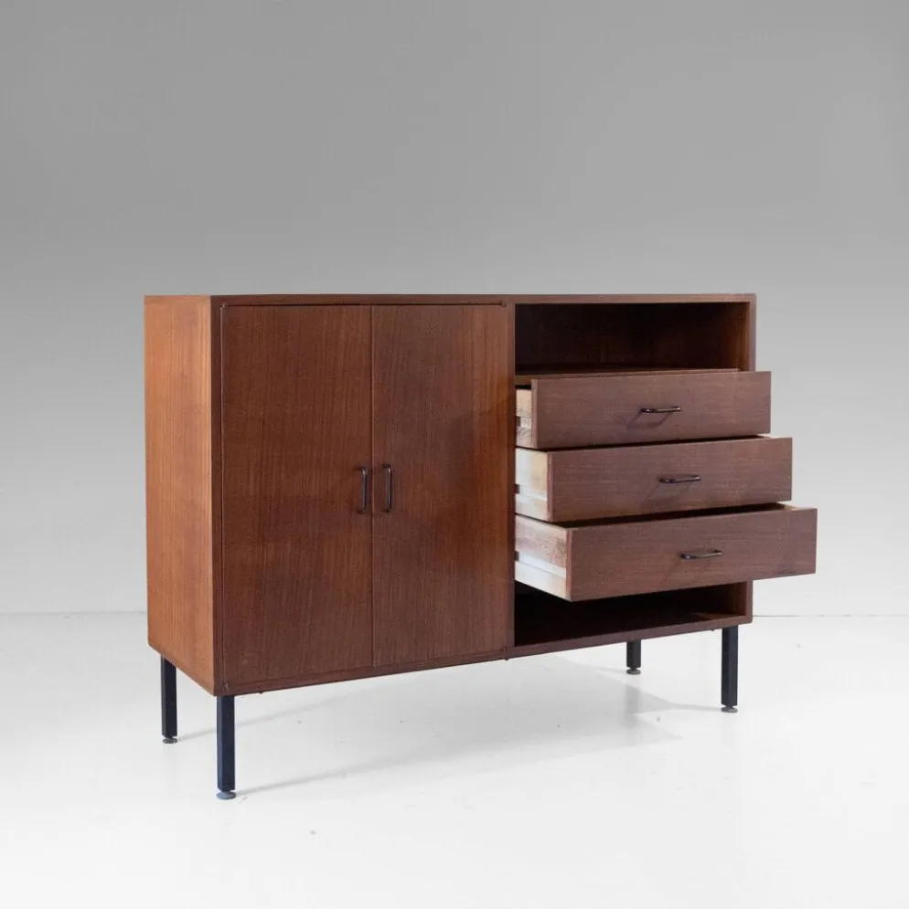 Buffet en palissandre de style mid-century moderne avec tiroirs, Italie années 1970.