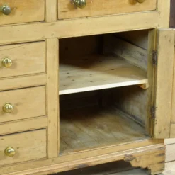 Buffet en pin, vers 1850
