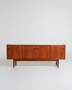 Buffet en teck attribué à Erik Brouer, Danemark, années 1950-60.