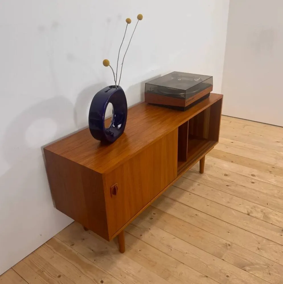 Buffet en teck avec porte-disques interne, Danemark 1960