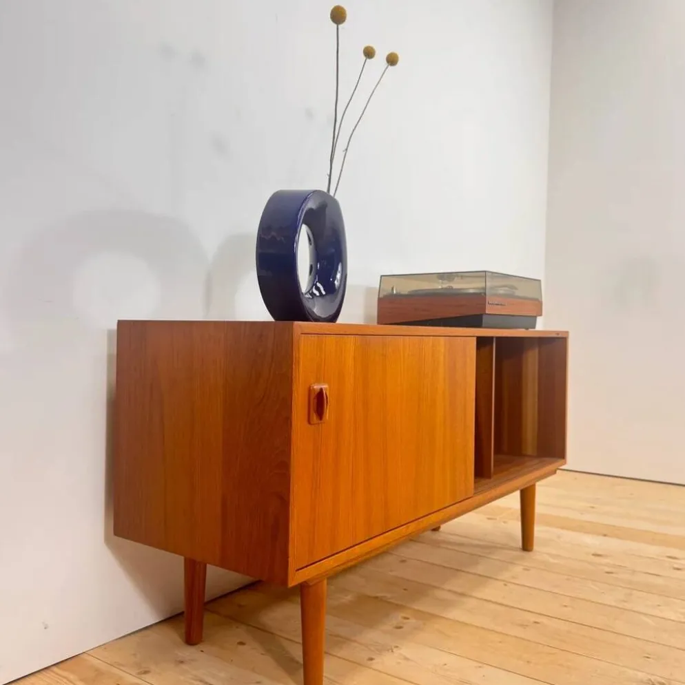 Buffet en teck avec porte-disques interne, Danemark 1960