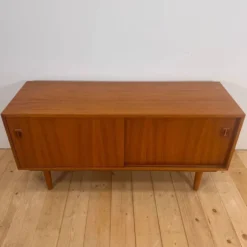 Buffet en teck avec porte-disques interne, Danemark 1960