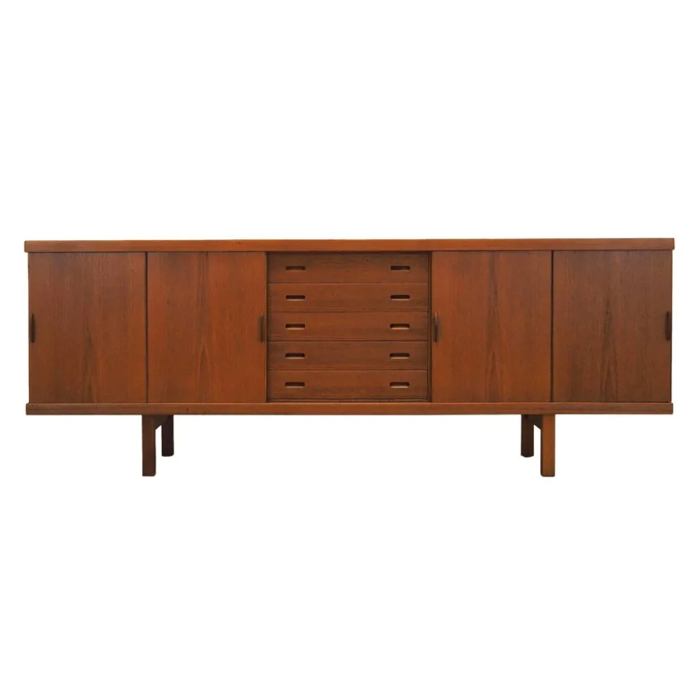 Buffet en teck avec portes coulissantes, Danemark, années 1960.