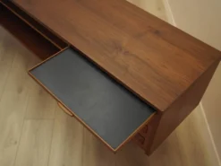 Buffet en teck avec surfaces extensibles, Danemark, années 1970