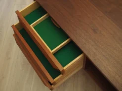 Buffet en teck avec surfaces extensibles, Danemark, années 1970