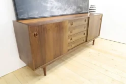 Buffet en teck avec tiroirs centraux, années 1960