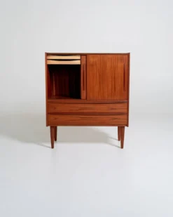 Buffet en teck, Danemark, années 1960