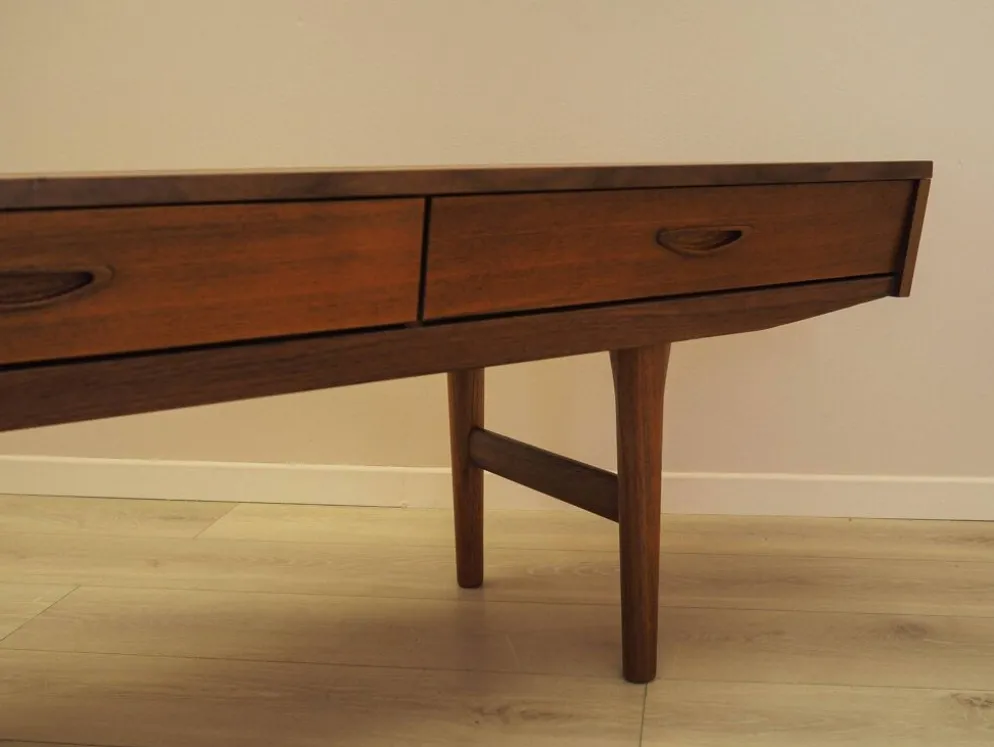Buffet en teck danois des années 1970 – trois tiroirs, style mid-century modern