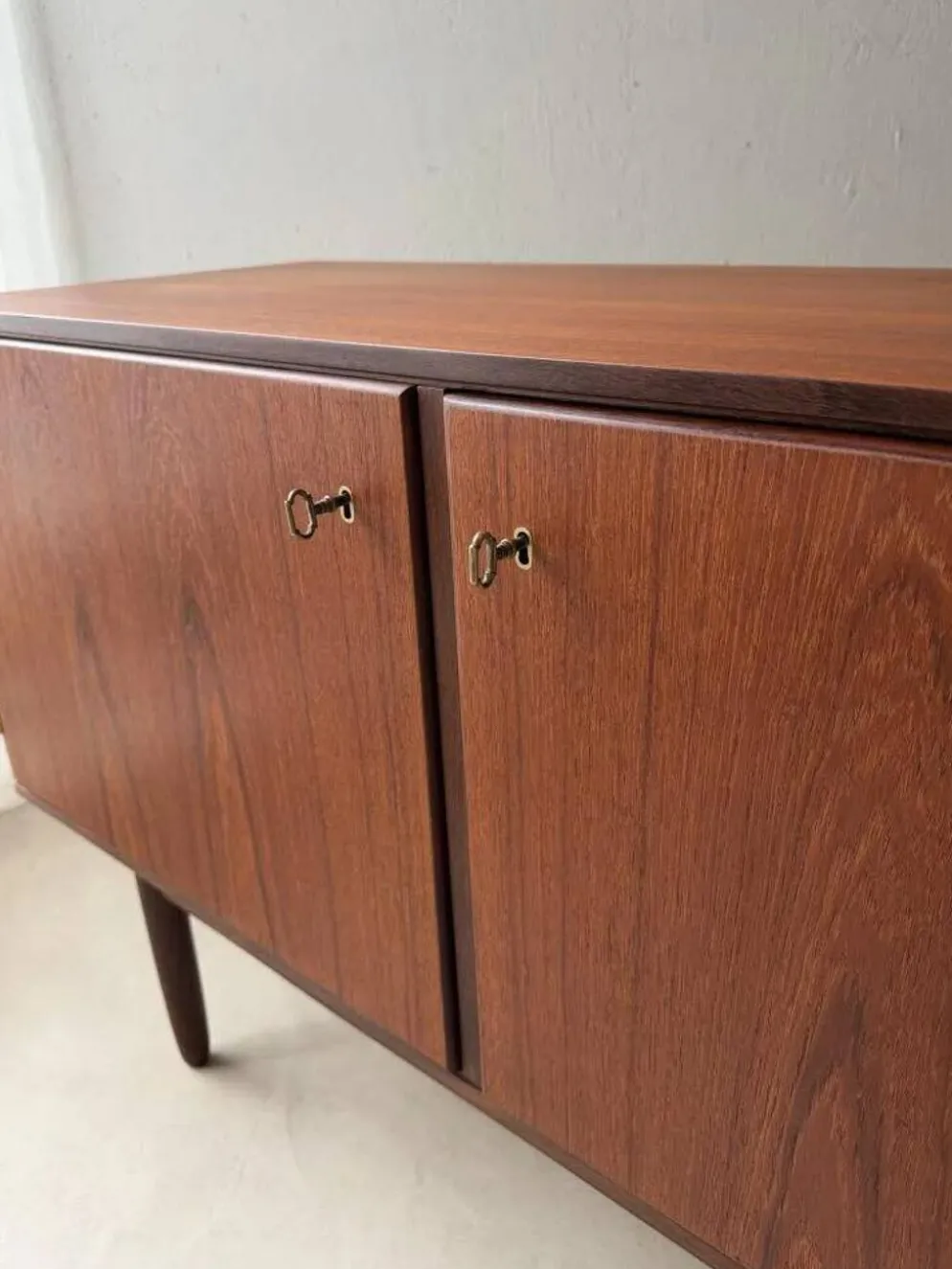 Buffet en teck danois des années 1960