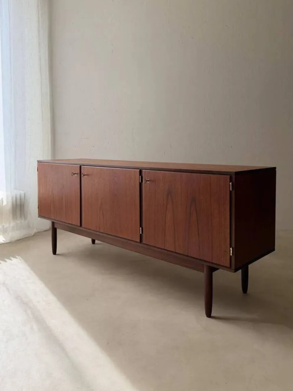 Buffet en teck danois des années 1960