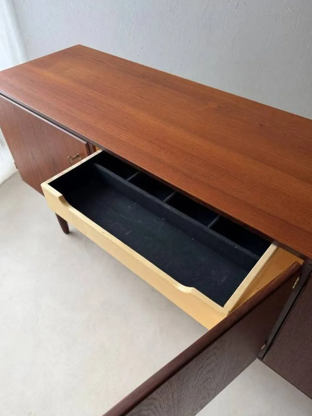 Buffet en teck danois des années 1960