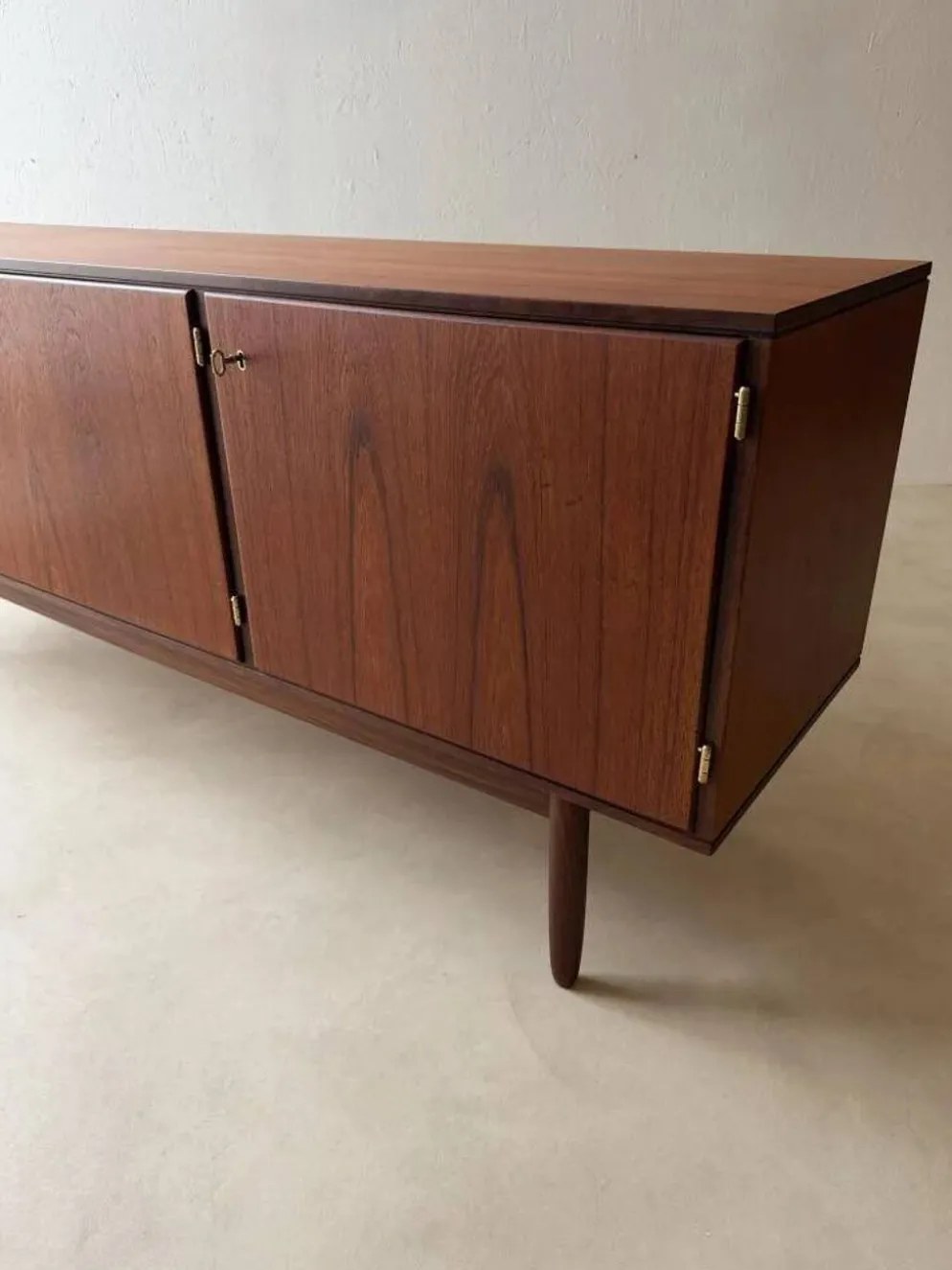 Buffet en teck danois des années 1960