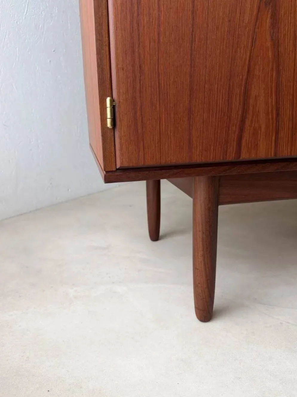 Buffet en teck danois des années 1960