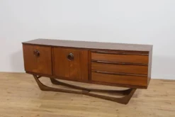 Buffet en teck des années 1960 par Beautility, Royaume-Uni