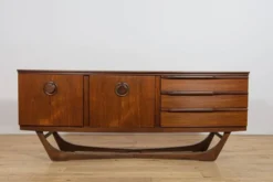 Buffet en teck des années 1960 par Beautility, Royaume-Uni