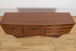 Buffet en teck des années 1960 par Beautility, Royaume-Uni