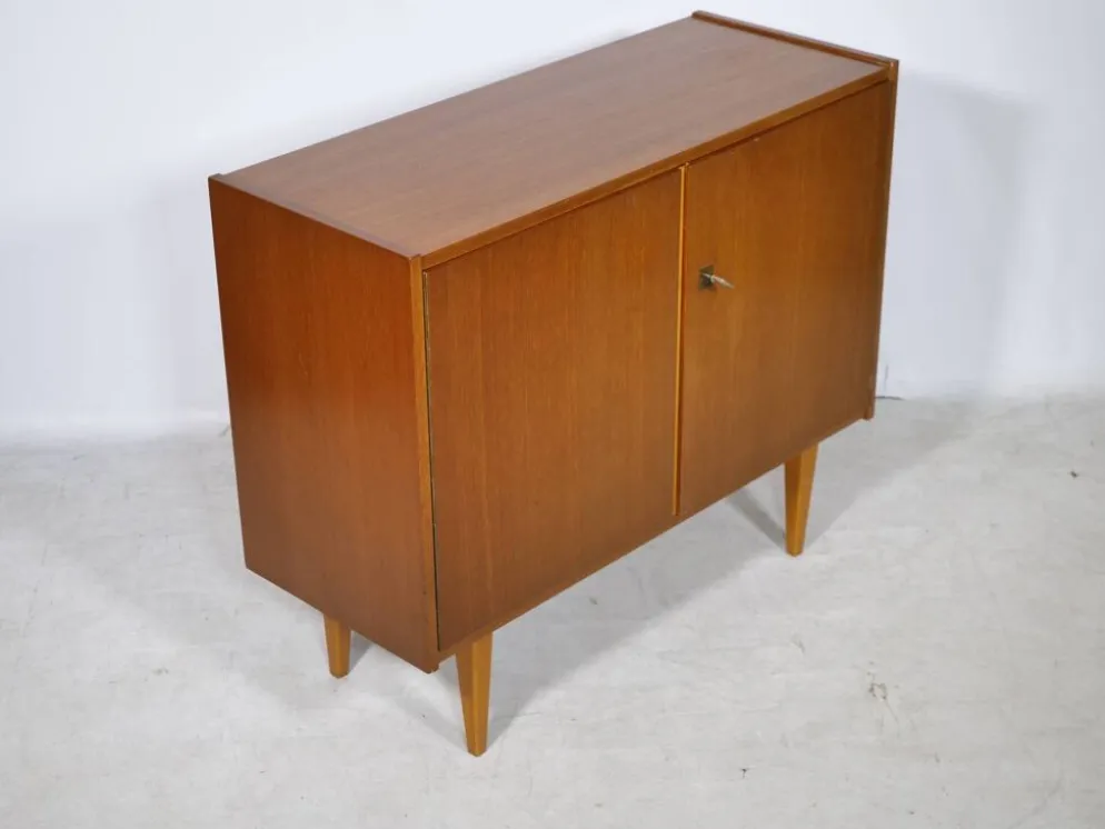Buffet en teck des années 1960, style mid-century