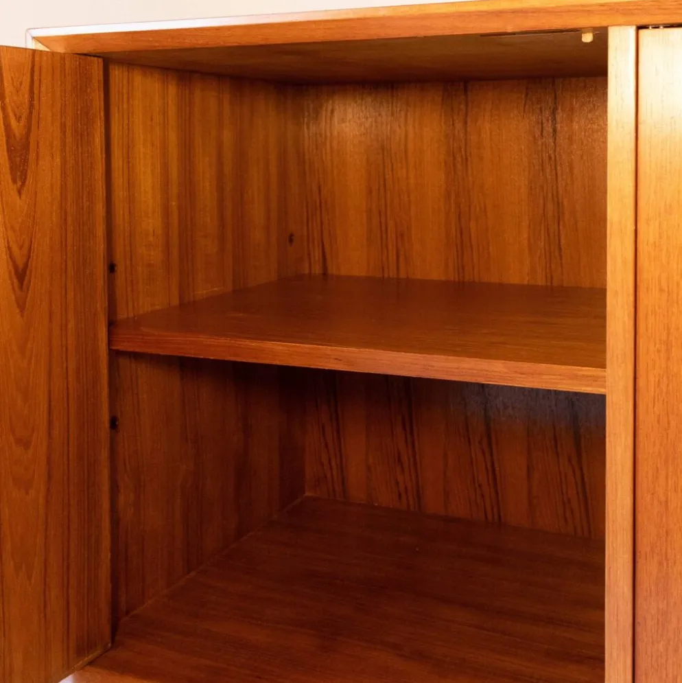 Buffet en teck de style mid-century moderne par George Coslin pour Faram, Italie, années 1960.