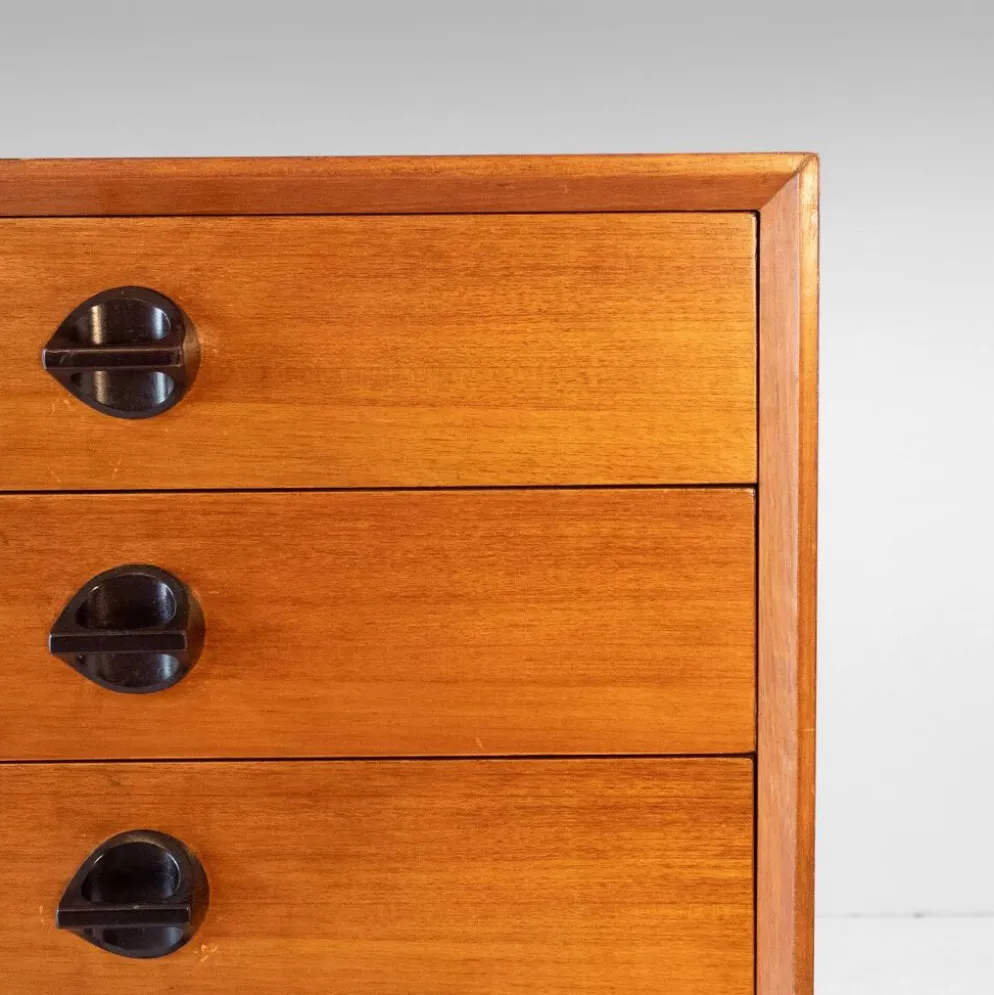 Buffet en teck de style mid-century moderne par George Coslin pour Faram, Italie, années 1960.