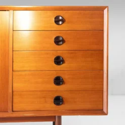 Buffet en teck de style mid-century moderne par George Coslin pour Faram, Italie, années 1960.