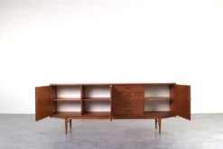 Buffet en teck du milieu du siècle de Skeie & Co. Norheimsund, années 1960.