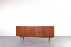 Buffet en teck du milieu du siècle de Skeie & Co. Norheimsund, années 1960.