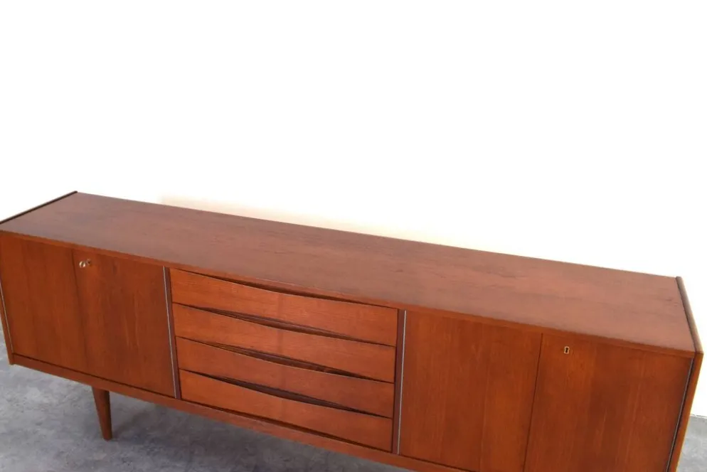Buffet en teck du milieu du siècle de Skeie & Co. Norheimsund, années 1960.