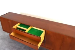 Buffet en teck du milieu du siècle de Skeie & Co. Norheimsund, années 1960.