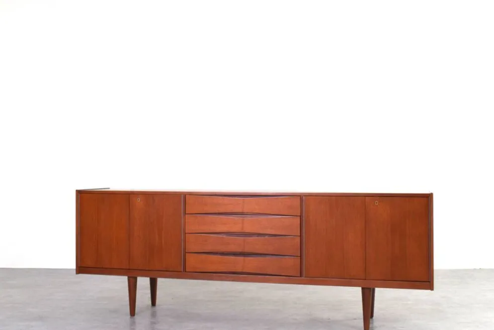 Buffet en teck du milieu du siècle de Skeie & Co. Norheimsund, années 1960.