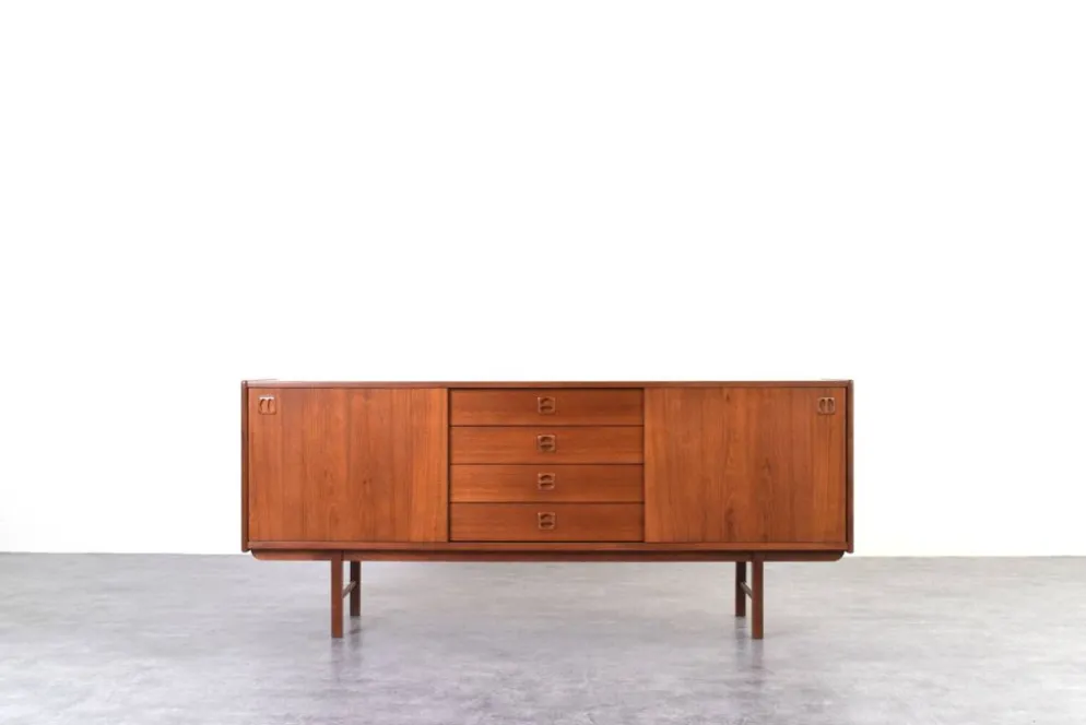 Buffet en teck du milieu du siècle par Klippan Korsør pour Ikea, années 1960.