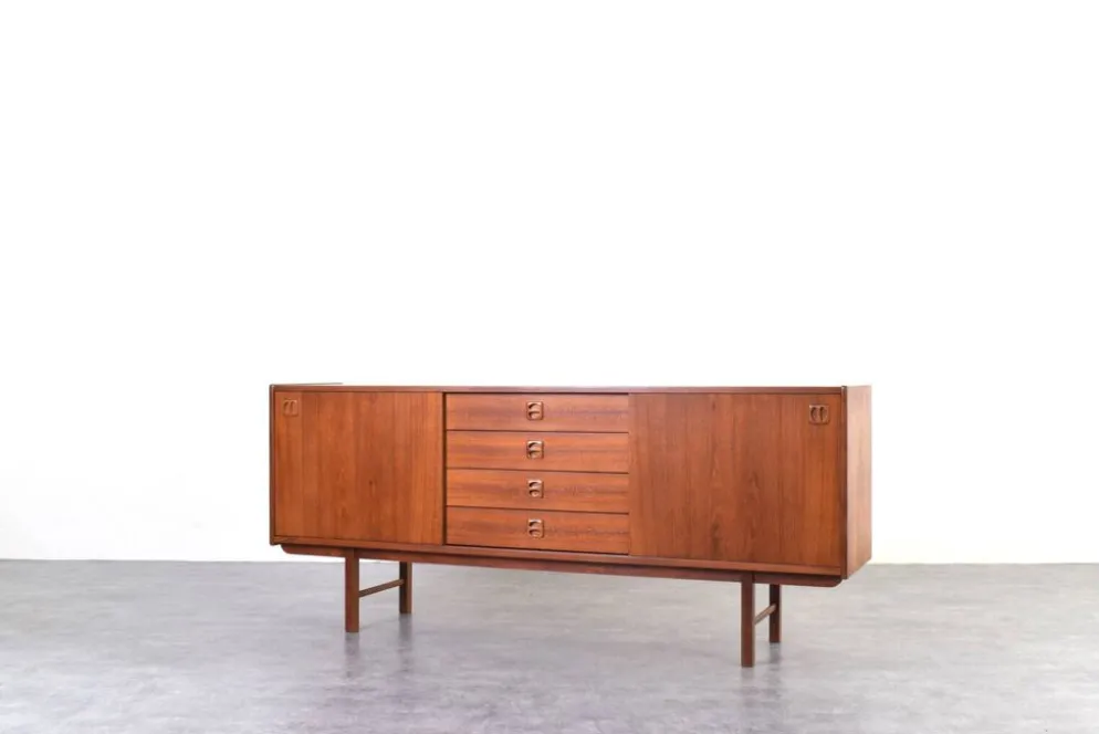 Buffet en teck du milieu du siècle par Klippan Korsør pour Ikea, années 1960.