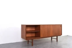 Buffet en teck du milieu du siècle par Klippan Korsør pour Ikea, années 1960.