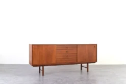 Buffet en teck du milieu du siècle par Klippan Korsør pour Ikea, années 1960.