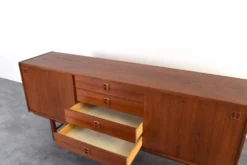 Buffet en teck du milieu du siècle par Klippan Korsør pour Ikea, années 1960.