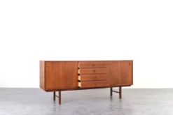 Buffet en teck du milieu du siècle par Klippan Korsør pour Ikea, années 1960.