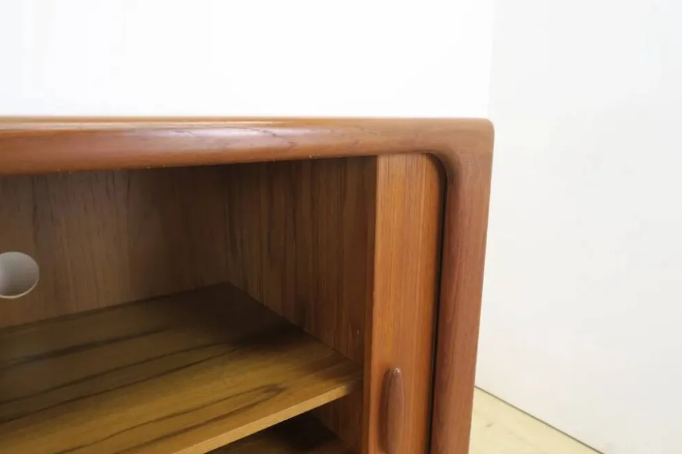 Buffet en teck par Dyrlund, années 1960