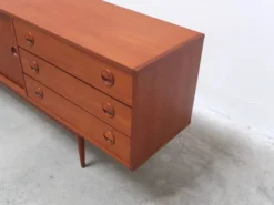 Buffet en teck par William Watting pour Fristho, années 1960.